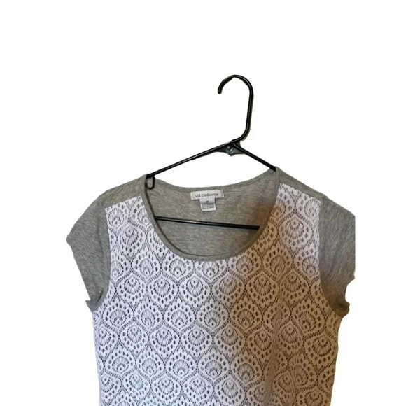 Liz Claiborne Womens Size Md Gray Lace Front T-Shirt Short Sleeve - Picture 2 of 3